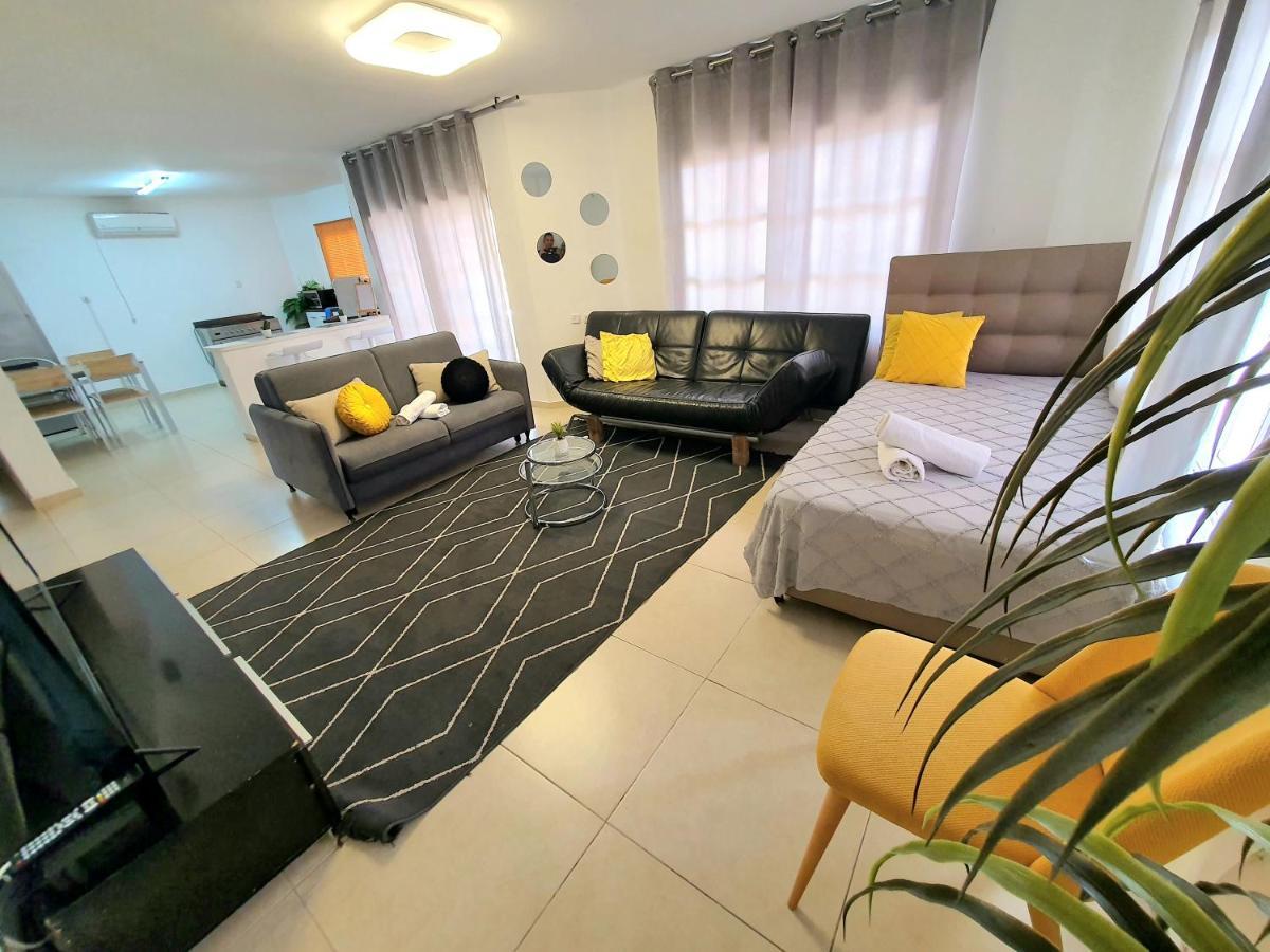 Barak Royal suites 20 Garden jacuzzi Eilat Exterior foto